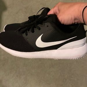 Nike women golf shoes